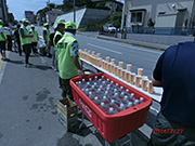 Water station at the port side marathon (Ofunato City)